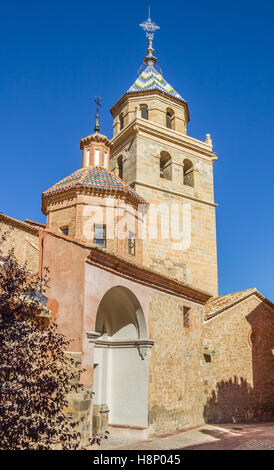 La torre della cattedrale in Albarracin, Spagna Foto Stock