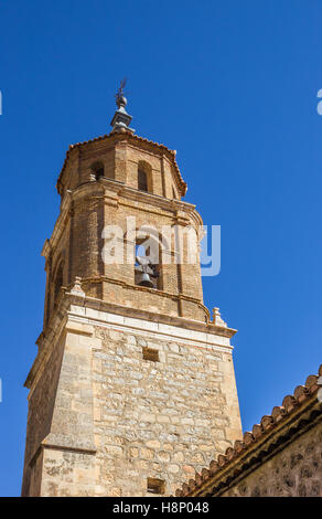 La torre della chiesa di Albarracin, Spagna Foto Stock
