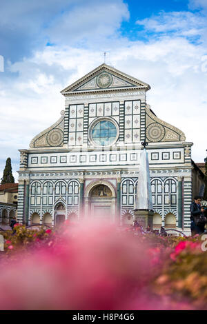 Una vista frontale immagine di santa maria novella cappella, Firenze Foto Stock