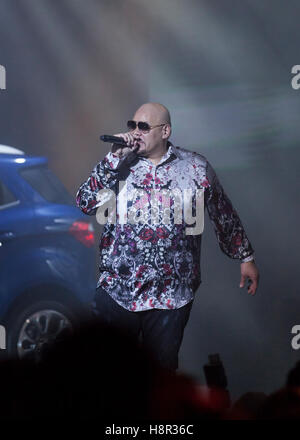 Hollywood, California, USA. Xiv Nov, 2016. Fat Joe esegue a Ford inaugurazione del nuovo SUV EcoSport credito: la foto di accesso/Alamy Live News Foto Stock