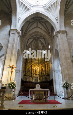 Altare della Basilica Cattedrale dell Assunzione della Vergine Maria di Santander, Spagna, Europa Foto Stock