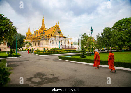 Il Palazzo Reale e il Museo Nazionale. Phnom Penh Cambogia Foto Stock