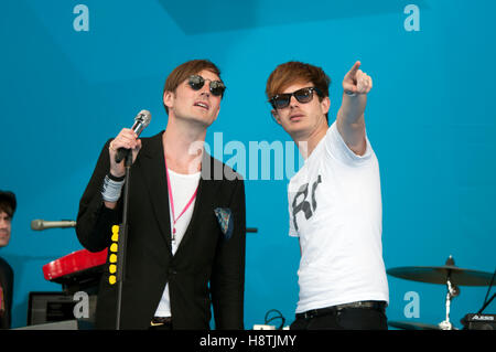 La sensazione di essere in un sound check prima dell'inizio nelle serate di intrattenimento, a un anno per andare cerimonia per le Olimpiadi 27/7/11 Foto Stock