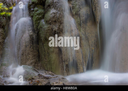 Cascata en Forêt de Saint Pons, BDR, Francia 13 Foto Stock