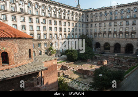 Vista esclusiva della Rotunda St George o Sveti Georgi in Sofia Bulgaria Foto Stock