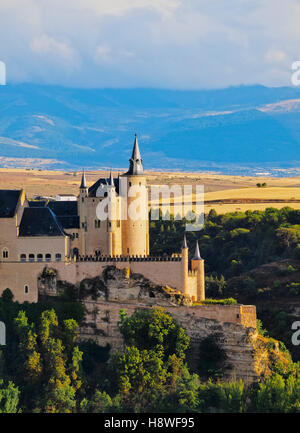 Spagna, Castiglia e Leon, Segovia, vista dell'Alcazar. Foto Stock