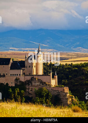 Spagna, Castiglia e Leon, Segovia, vista dell'Alcazar. Foto Stock