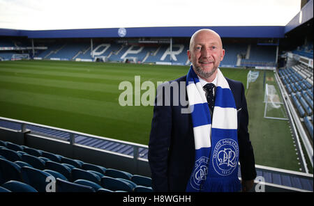 Nuovo Queens Park Rangers manager Ian Holloway pone dopo la conferenza stampa a Loftus Road, Londra. Foto Stock