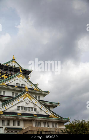 Vista sul Castello di Osaka in Giappone Foto Stock