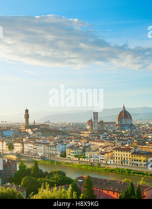 La città di Firenze con Ponte Vecchio, Palazzo Vecchio e Cattedrale di Santa Maria del Fiore. Italia Foto Stock