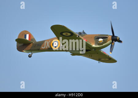 RAF BBMF's Hawker Hurricane IIc LF363 ad un air show at Old Warden, REGNO UNITO Foto Stock