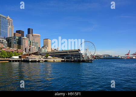 Seattle Downtown e pontili, Washington, Stati Uniti d'America Foto Stock