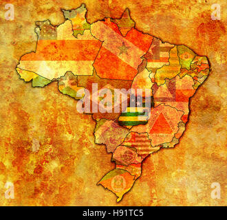 Stato di Goias sulla mappa admistration del brasile con bandiere Foto Stock