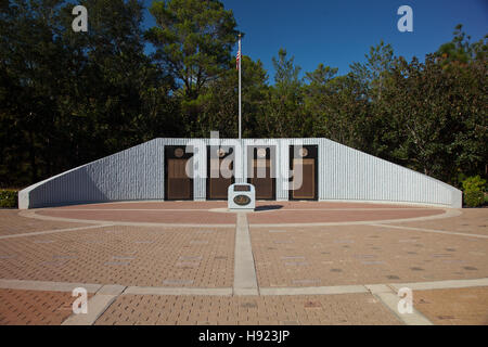 L'eliminazione degli ordigni esplosivi (EOD) Memorial presso Eglin Air Force Base in Florida. Un monumento a tutti i tecnici perso sul dovere Foto Stock