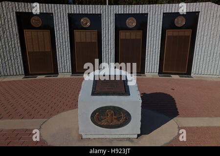 L'eliminazione degli ordigni esplosivi (EOD) Memorial presso Eglin Air Force Base in Florida. Un monumento a tutti i tecnici perso sul dovere Foto Stock