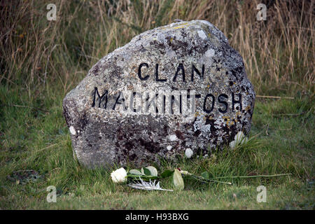 Battaglia di Culloden clan lapide marcatore (Clan Mackintosh). Foto Stock