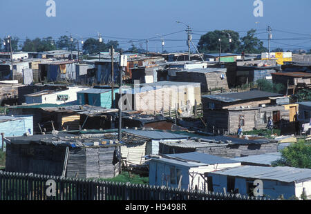 Capanne nella township Nyanga, povertà, Cape Town, Sud Africa Foto Stock