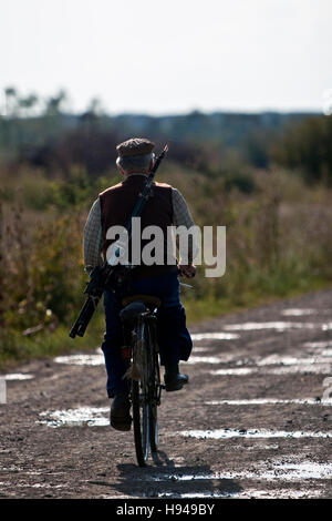 Senior andare a pesca Foto Stock