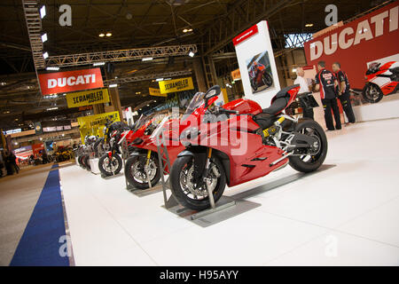 Birmingham, Regno Unito. Xix Nov, 2016. Il Ducati stand al motociclo credito live: Steven roe/Alamy Live News Foto Stock