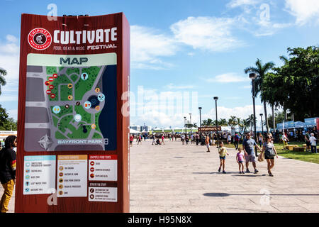 Miami Florida,Bayfront Park,Chipotle cultivate Festival,mappa,FL161113055 Foto Stock