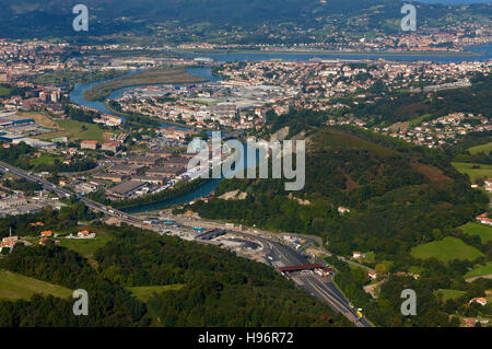 Vista aerea della città e Hendaye Irun, Paese Basco, in Francia e in Spagna Foto Stock