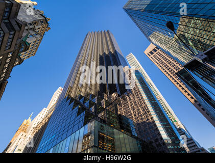 Trump Tower grattacielo sulla Quinta Avenue. Midtown Manhattan, a New York City Foto Stock