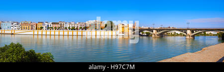 Barrio Triana di Siviglia panoramica Siviglia Andalusia Spagna Foto Stock