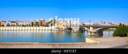 Barrio Triana di Siviglia panoramica Siviglia Andalusia Spagna Foto Stock