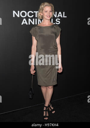 La città di New York, Stati Uniti d'America - 17 Novembre 2016: attrice Gretchen mol assiste il "animali notturni " New York premiere tenutosi presso il teatro di Parigi Foto Stock