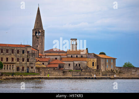 Vista di Parenzo Città UNESCO landmark, basilica eufrasiana in Istria, Croazia Foto Stock