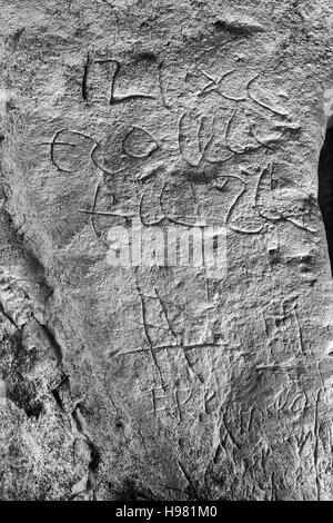 Catacomba di Senebardo, incisioni, in Palazzolo Acreide, Sicilia Foto Stock