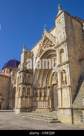 Ingresso della chiesa di Santa Maria la maggiore di Morella, Spagna Foto Stock