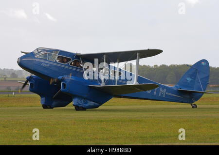 De Havilland DH.89 Dragon Rapide Sybille G-AGTM al Kemble Air Show 2011 Foto Stock