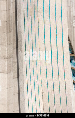 TEHERAN, IRAN - Ottobre 03, 2016: Azadi Tower si trova a Piazza Azadi nella città di Teheran, Iran. Foto Stock