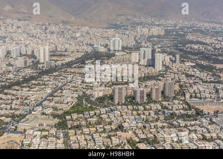 TEHERAN, IRAN - 05 ottobre 2016: vista dalla Torre Milad a Tehran, Iran. Foto Stock