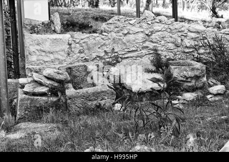 Kaukana, resti di epoca romana e la città medievale di Santa Croce Camerina. Sicilia Foto Stock