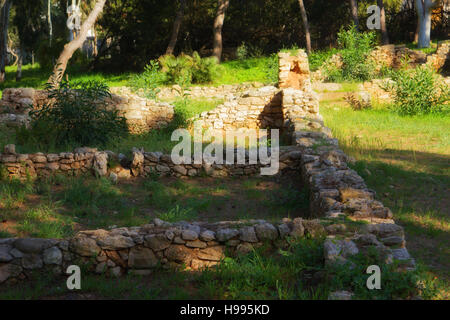 Kaukana, resti di epoca romana e la città medievale di Santa Croce Camerina. Sicilia Foto Stock