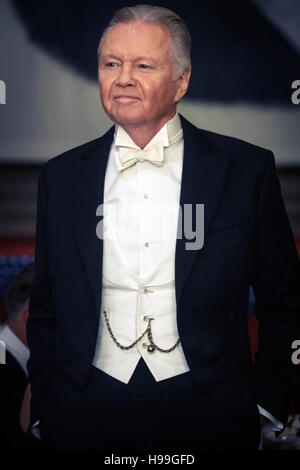 Fantastico bestie e dove trovarli è un imminente angloamericano fantasy film di fiction ispirata dal libro dello stesso nome da J. K. Rowling. Questa fotografia è per il solo uso editoriale ed è il copyright del film company e/o il fotografo assegnato dal film o società di produzione e può essere riprodotto solo da pubblicazioni in congiunzione con la promozione del film di cui sopra. Un credito per il film company è richiesto. Il fotografo deve anche essere accreditato quando noto. Foto Stock