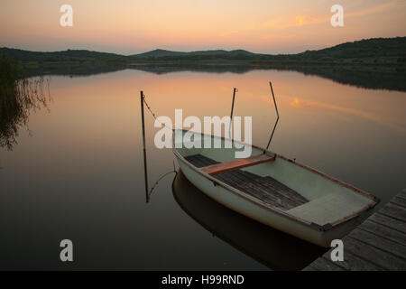 Una barca nel lago interno, Tihany, Ungheria Foto Stock