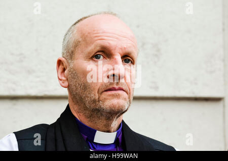 Chiesa di Irlanda Vescovo di Connor, Alan Abernethy Foto Stock