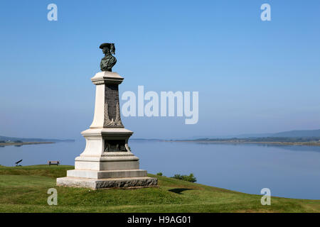 Un memoriale a Timothe Piere du Guast, Sieur de Mons, a Fort Anne in Annapolis Royal, Nuova Scozia, Canada. Foto Stock