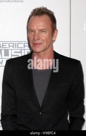 Sting presso gli arrivi per 2016 American Music Awards (AMA) - Arrivi 2, Microsoft Theatre, Los Angeles, CA Novembre 20, 2016. Foto di: Priscilla concedere/Everett Collection Foto Stock