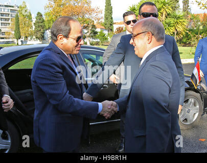 Lisbona, Lisbona, Portogallo. 22 Novembre, 2016. Il Presidente egiziano Abdel Fattah al-Sisi visite il portoghese accademia militare a Lisbona, Portogallo, 22 Novembre 2016 © Il presidente Egiziano Ufficio APA/images/ZUMA filo/Alamy Live News Foto Stock