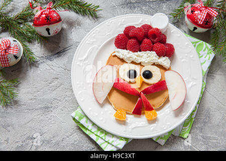 Owl pancake per colazione di Natale Foto Stock