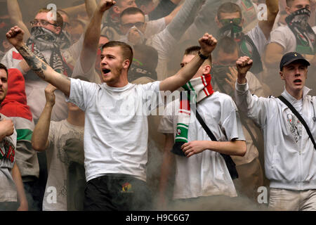 Legia Warszawa ventole alla PGE Narodowy stadium di Varsavia Foto Stock