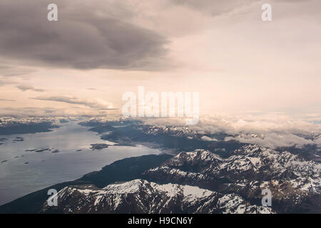 Canale di Beagle e Ushuaia visto da aereo(Argentina) Foto Stock