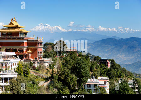 Namo Buddha Santuario sulla sommità di una collina a 1982 metri importante di pellegrinaggio buddista sito nelle vicinanze di Panauti Nepal Foto Stock