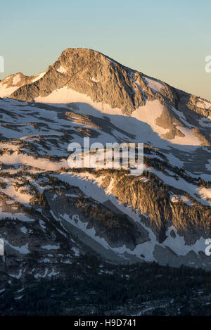 Eagle Cap picco al tramonto, Wallowa Mountains, Oregon. Foto Stock