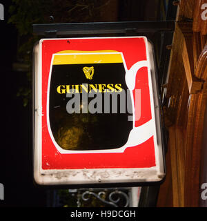 Segno di Guinness Dublino Irlanda Foto Stock