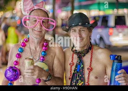 Due maschi in costume al 2016 Fantasy Fest Key West Florida Foto Stock